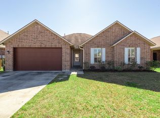 106 Cascade Rd, Rayne, LA 70578