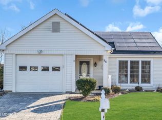 84 Mansfield Ave, Manchester, NJ 08759