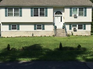 124 Overlook Dr, Montague, NJ 07827