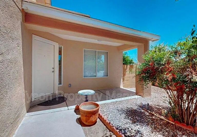 5801 Day Dreamer Rd NW — Photo 2