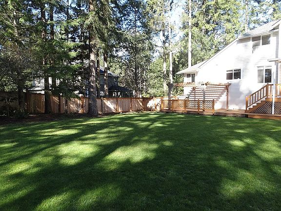 5th image of 10633 Sirocco Cir NW