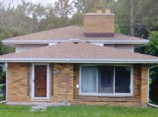 34300 McBride St, Romulus, MI 48174