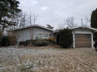 1926 Park Forest Dr, Flint, MI 48507
