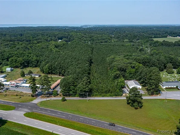 66 E Mary Ball Rd, White Stone, VA 22578