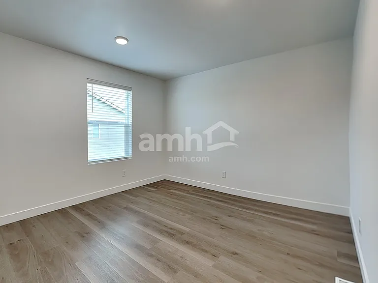 8002 Katriel Ct SW — Photo 25