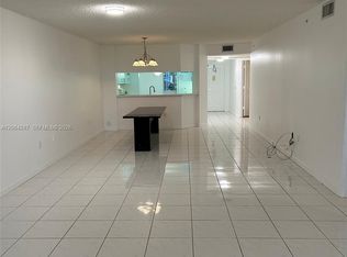 2541 N Nob Hill Rd APT 109, Sunrise, FL 33322