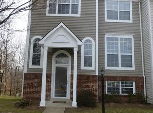 20524 Willoughby Sq, Sterling, VA 20165