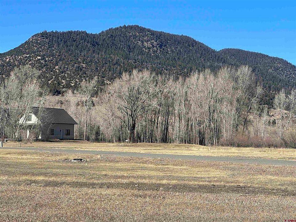 1st image of 160 Riverside Court