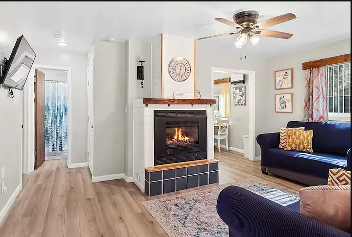 515 Lilly Dr — Photo 3