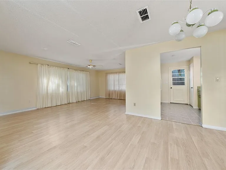 14644 SW 35th Terrace Rd — Photo 4