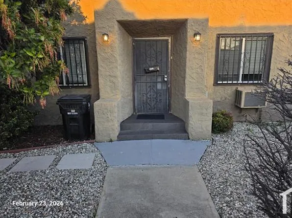 5902 8th Ave, Los Angeles, CA 90043