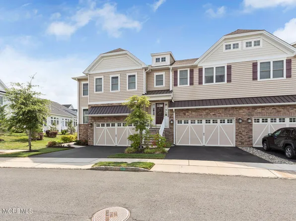 12 Kavalek Lane, Lincroft, NJ 07738