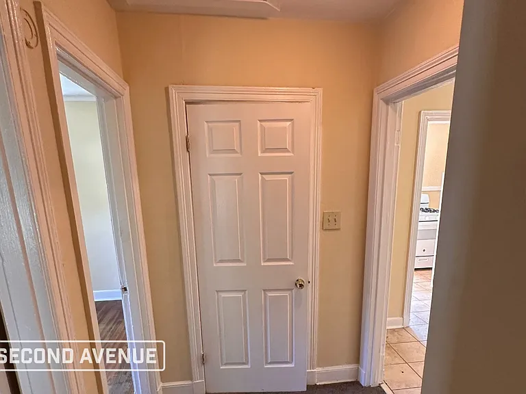 2455 Twain Ave — Photo 5