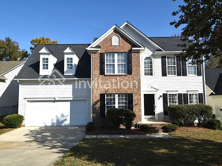 3404 Balsam Tree Dr — Photo 1
