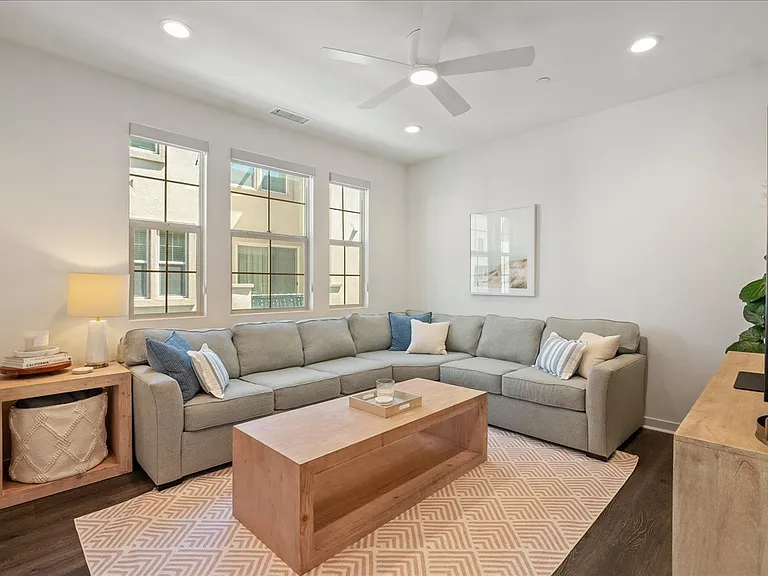 328 Paddle Ct — Photo 14
