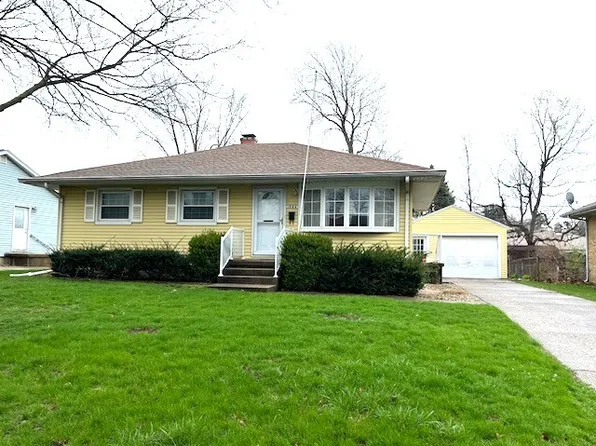 1906 Melinda Ave, Champaign, IL 61821