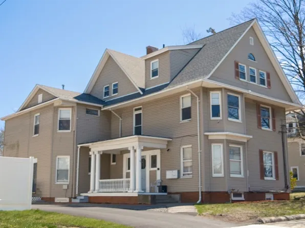 186 Summit St, Pawtucket, RI 02860