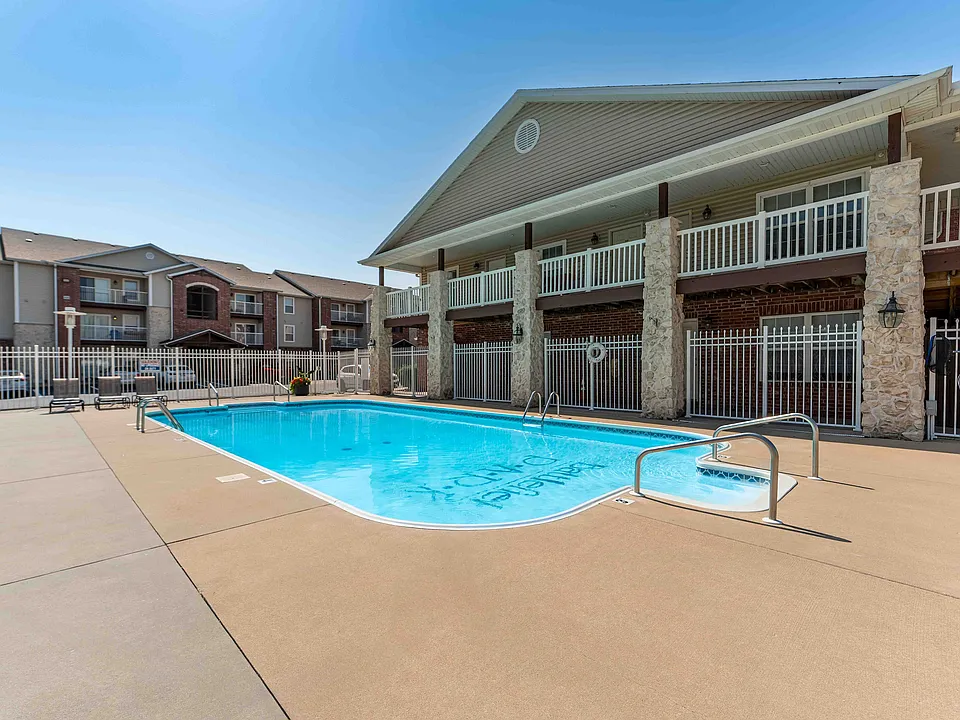 Battlefield Park Apartments