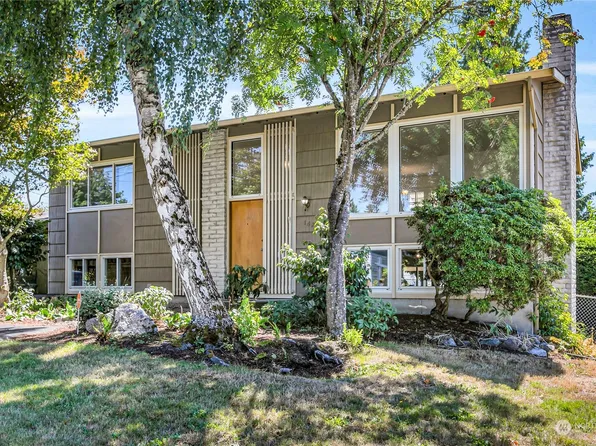 1629 S 264th Place, Des Moines, WA 98198