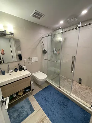 Rented by Voro New York | media 9