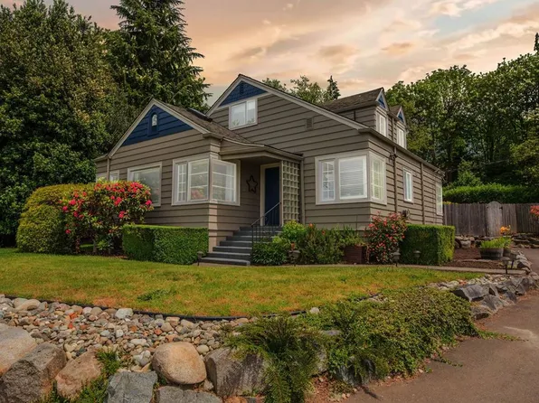 2011 Bickford Ave, Snohomish, WA 98290