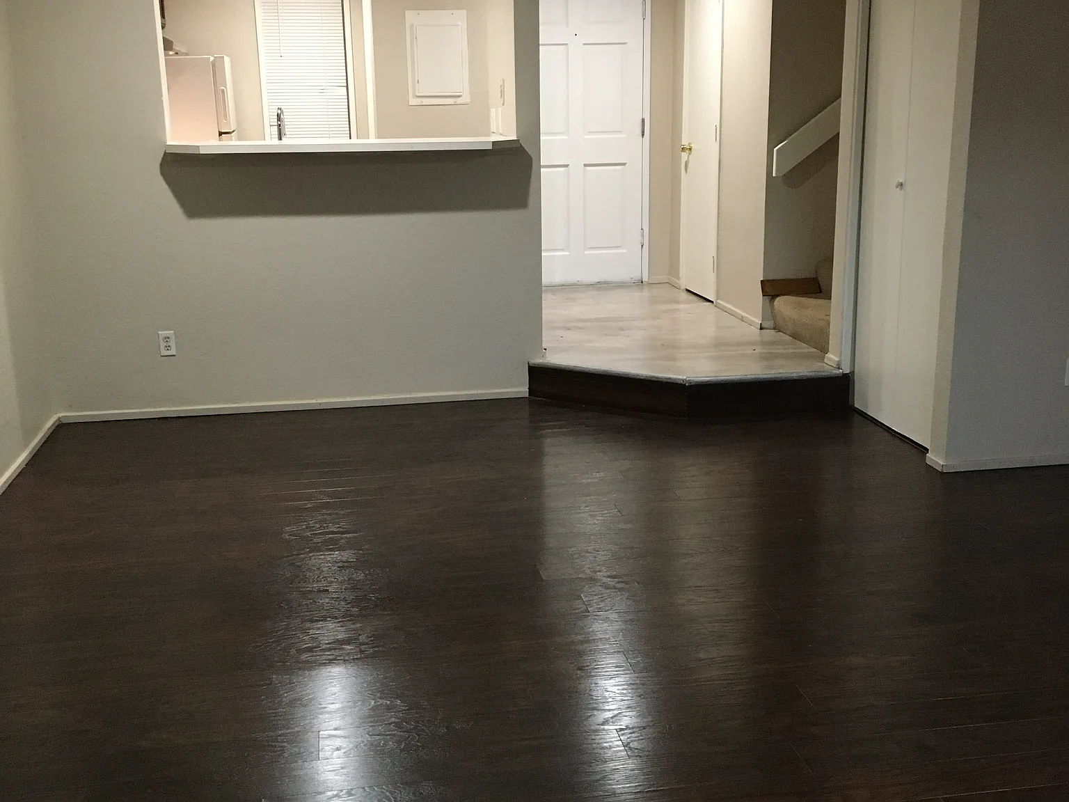 2 bed, 1.5 bath, 1088 sqft, $2,310 — Photo 2
