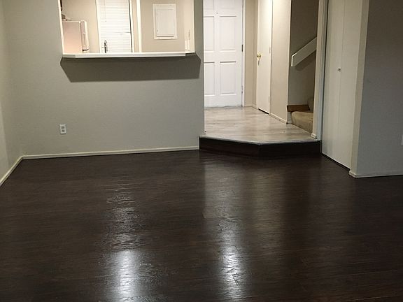 2nd image of 9921 NE 135th Pl #1