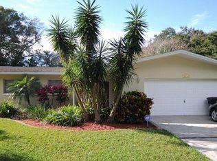 1412 S Hillcrest Ave, Clearwater, FL 33756