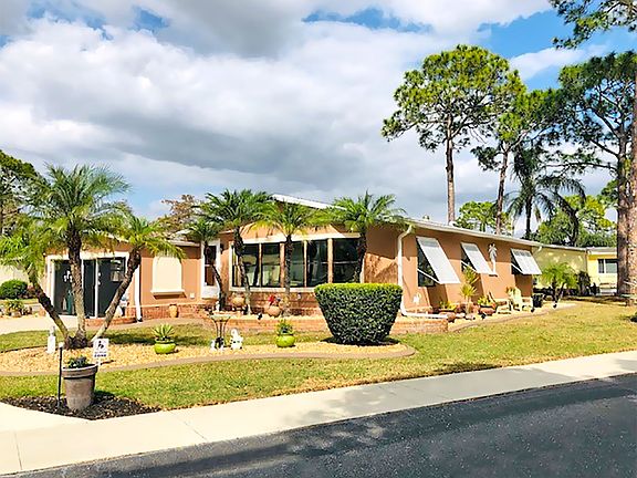 4th image of 320 San Remo Ln #320