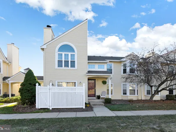 11 Huber Ct, Hightstown, NJ 08520