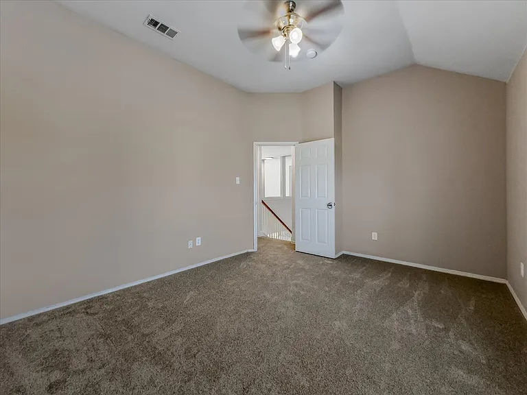 6 Brairwood Ct — Photo 33