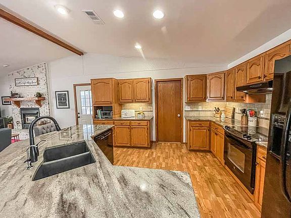 5th image of 6042 Mount Holly Rd