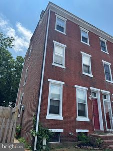 24 W Pearl St, Burlington, NJ, 08016