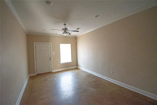 2 bed, 1.0 bath, 736 sqft, $1,000 — Photo 3