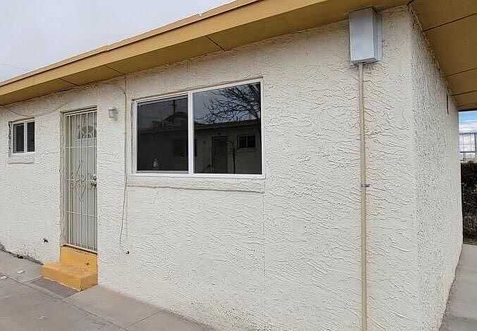 1st image of 3909 Harrison Ave #9