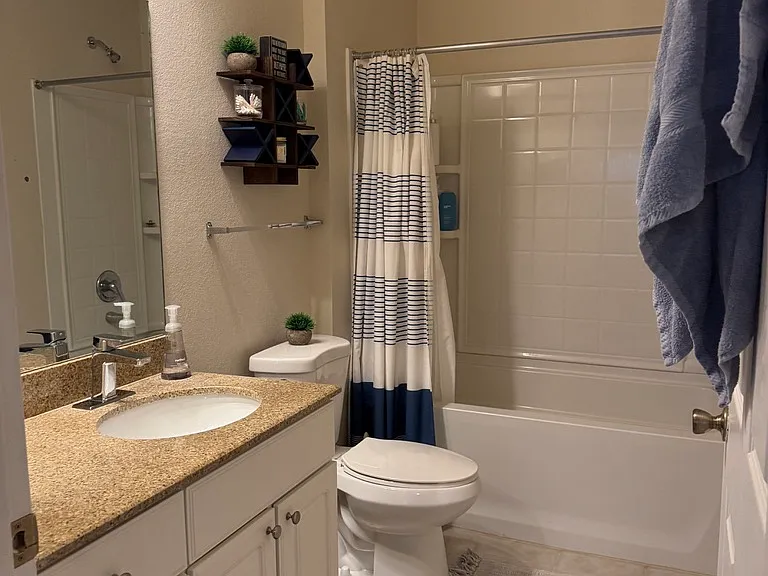 1300 Eastern Pecan Pl #1-107 — Photo 41