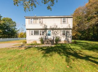 10 Tucker St, Pepperell, MA 01463