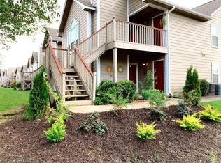 206 Waters Edge Ln, Madison, AL 35758