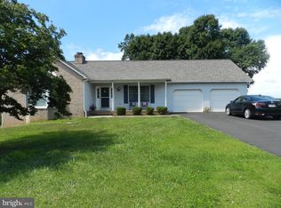 64 Roycroft Ln, Delta, PA 17314