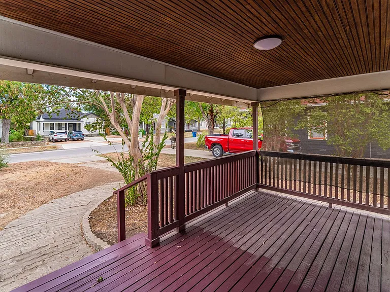 469 E Magnolia Ave — Photo 26