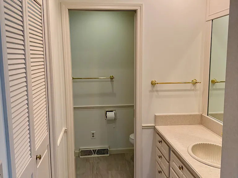 1008 Poly Dr #B1 — Photo 37