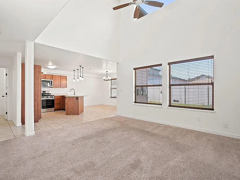 3 bed, 1501 sqft, $2,400 — Photo 3
