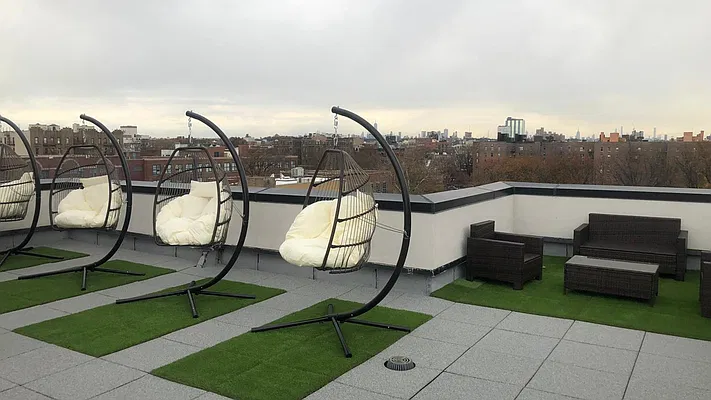 Rented by Nooklyn NYC LLC | media 22