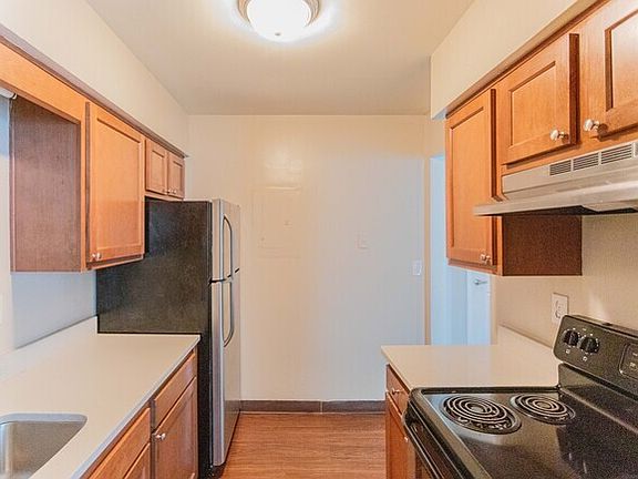 4th image of 5800 Maudina Ave APT L2