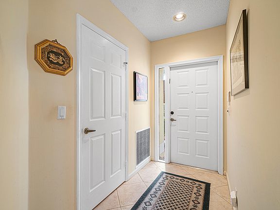 4th image of 9719 Cherry Blossom Ct