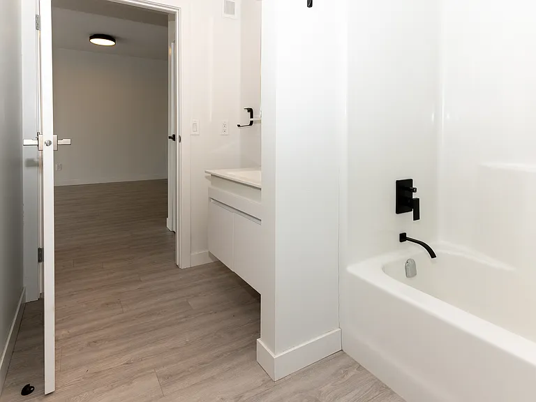 703 Saint Annes Rd #303 — Photo 42