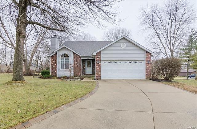 1st image of 45 Auburn Ct