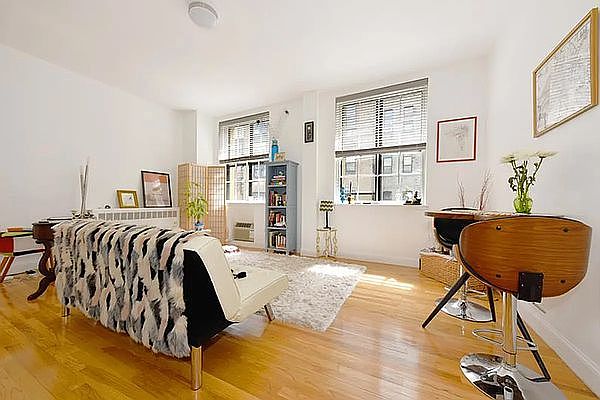 1st image of 160 W 16th St APT 4B