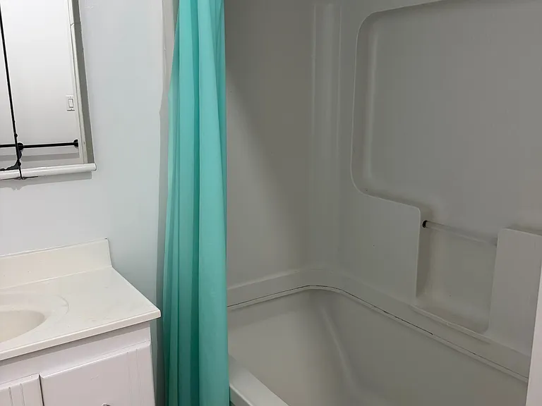 743 Euclid Ave #2 — Photo 9