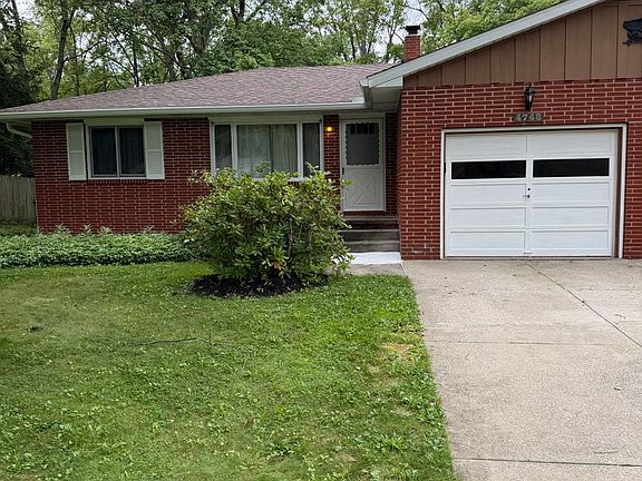2nd image of 4748-4752 Sunnyside Dr #4748